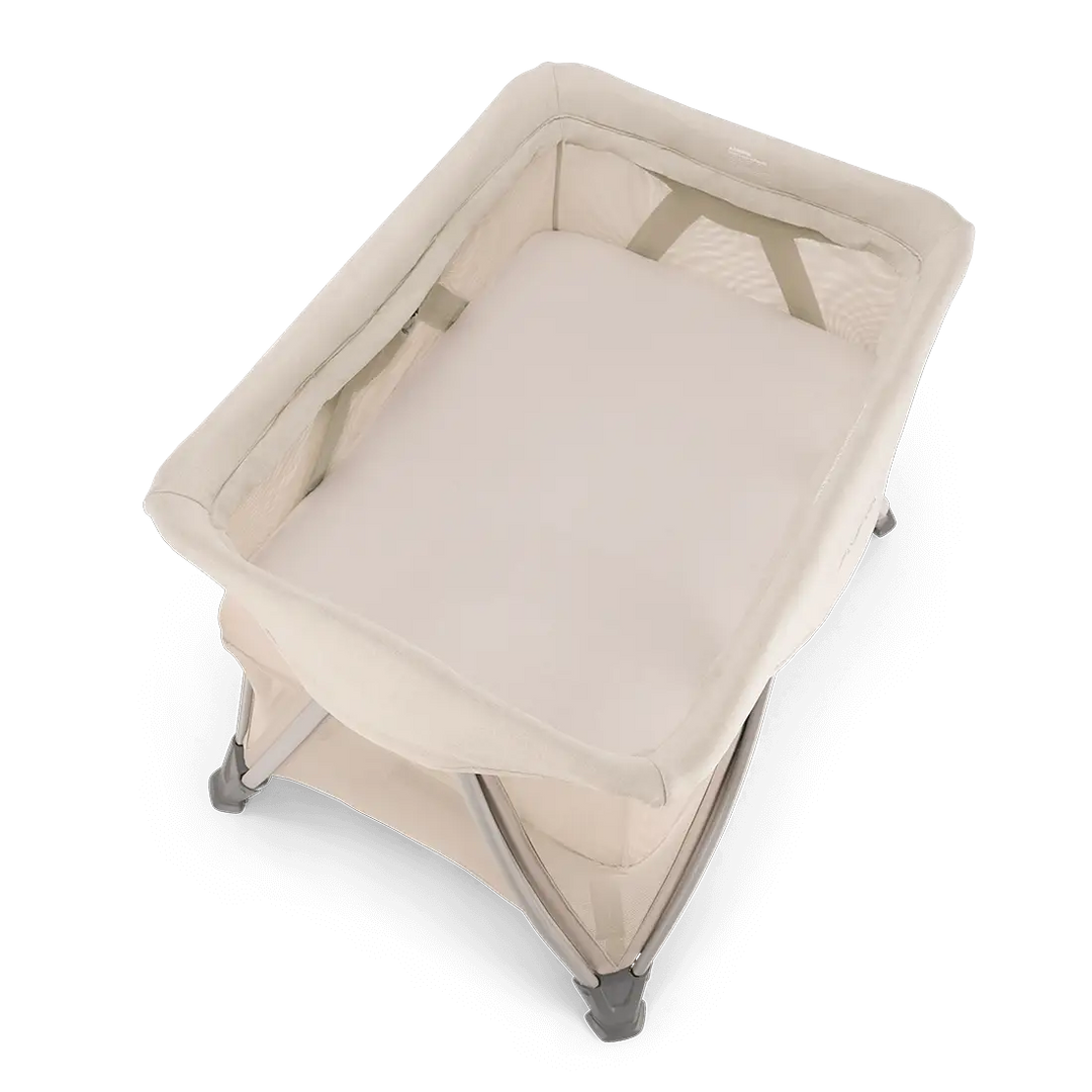 Nuna Sena Aire Playard Bundle w/Changer