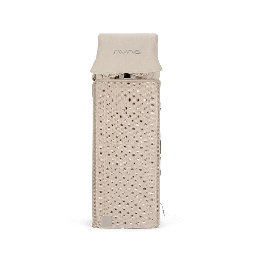 Nuna Sena Aire Playard Bundle w/Changer