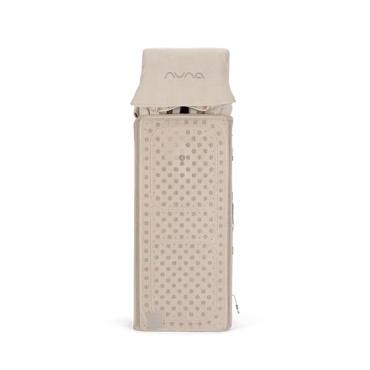 Nuna Sena Aire Playard Bundle w/Changer
