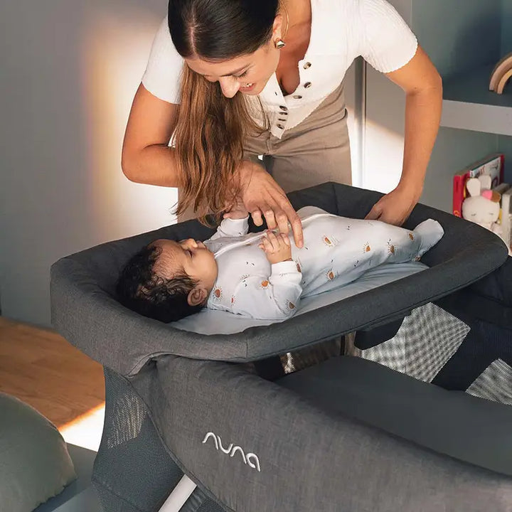 Nuna SENA Aire Playard with Zip-Off Bassinet + Changer