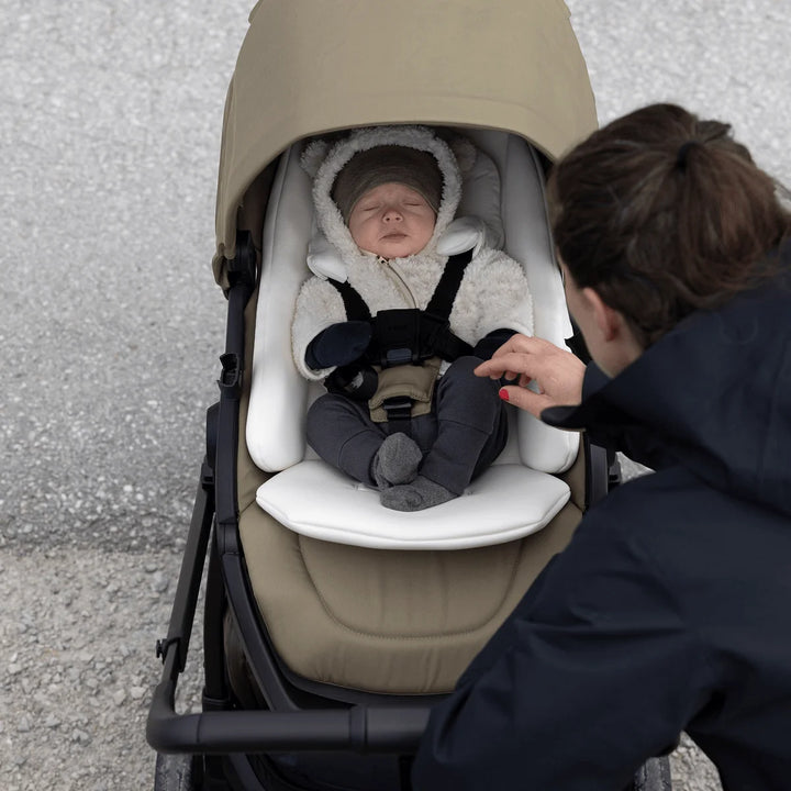 Thule Charm 2-in-1 Stroller  NEW!