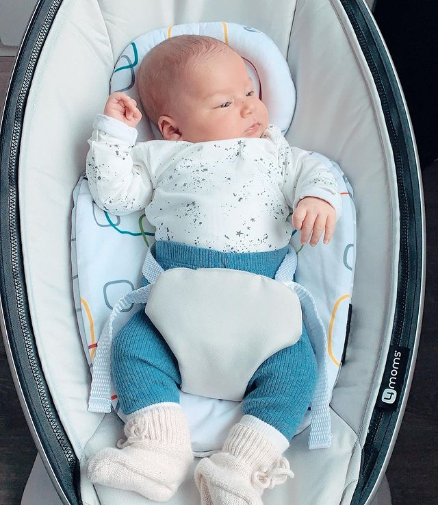 4moms Newborn Insert Cool Mesh – Baby Grand