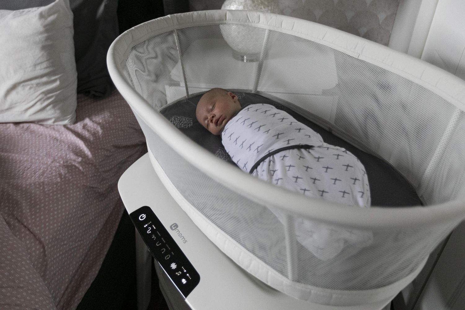 4Moms MamaRoo Sleep Bassinet w Storage Basket Baby Grand