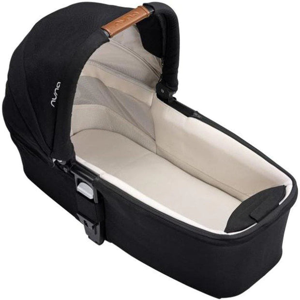 Nuna stroller with bassinet 2025