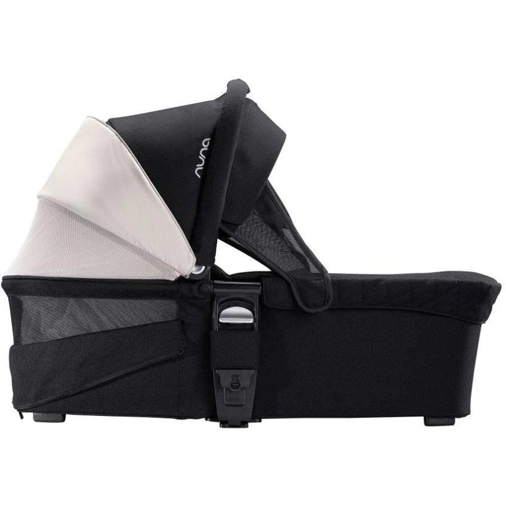 Nuna mixx2 bassinet online
