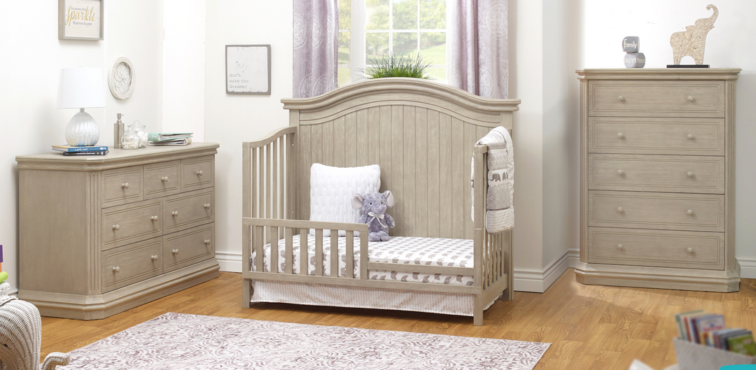 Sorelle Vista Elite Crib and Dresser Set Baby Grand