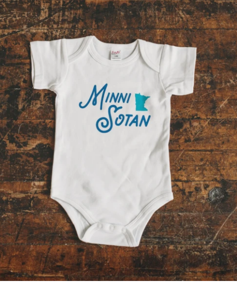 Minni-Sotan Baby Bodysuit