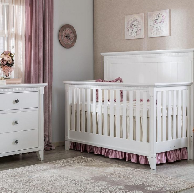 Silva Edison Collection Crib and Dresser Set - White