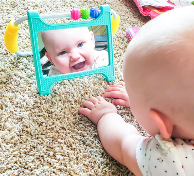 Mobi Peeka Developmental Mirror