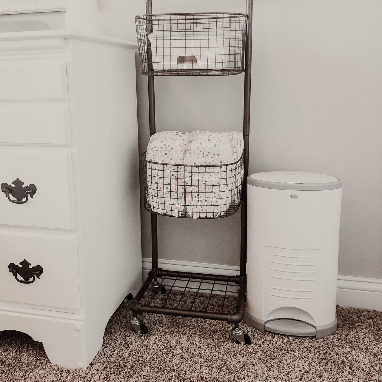 Dekor Plus Hands-Free Diaper Pail Gift Set – Baby Grand